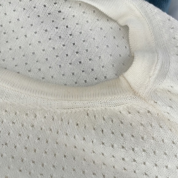 Burberry cream lightweight cotton blend sleeveless top with perforated design - Picture 11 of 12